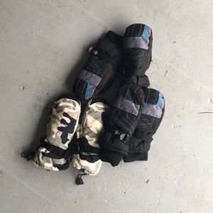 Boys ski gloves